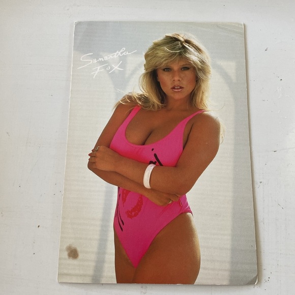 1987 Samantha Fox Postcards Set of 3. Printed in Sweden - Picture 2 of 9